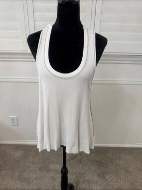 R & R Surplus White Ribbed Scoop Neck Tank Top — Women's Relaxed Fit
